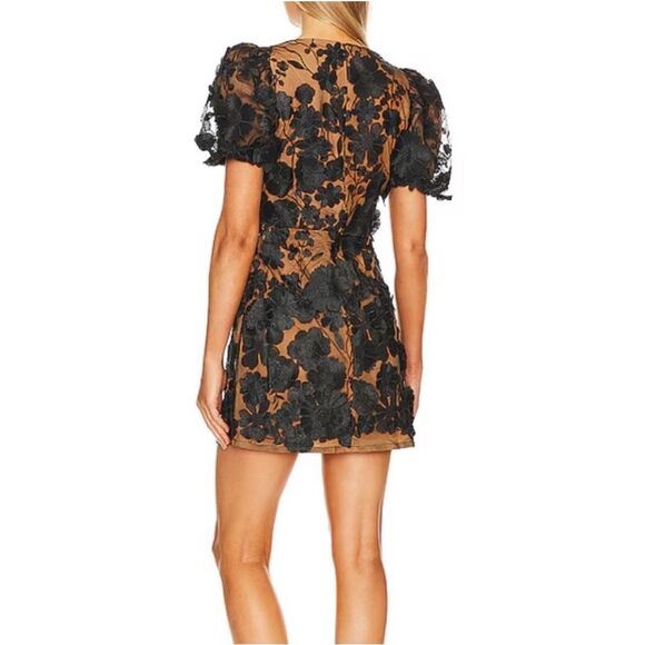 Elliatt Rosalind Floral Embroidered Puff Sleeve Cocktail Minidress Sz S NWOT - Picture 4 of 8